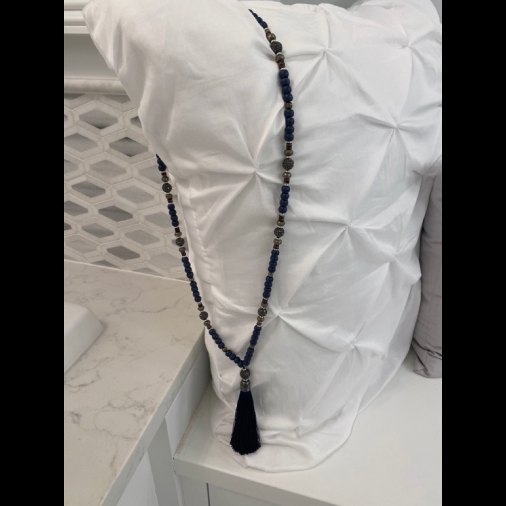 Stella & Dot Trove Tassel Necklace